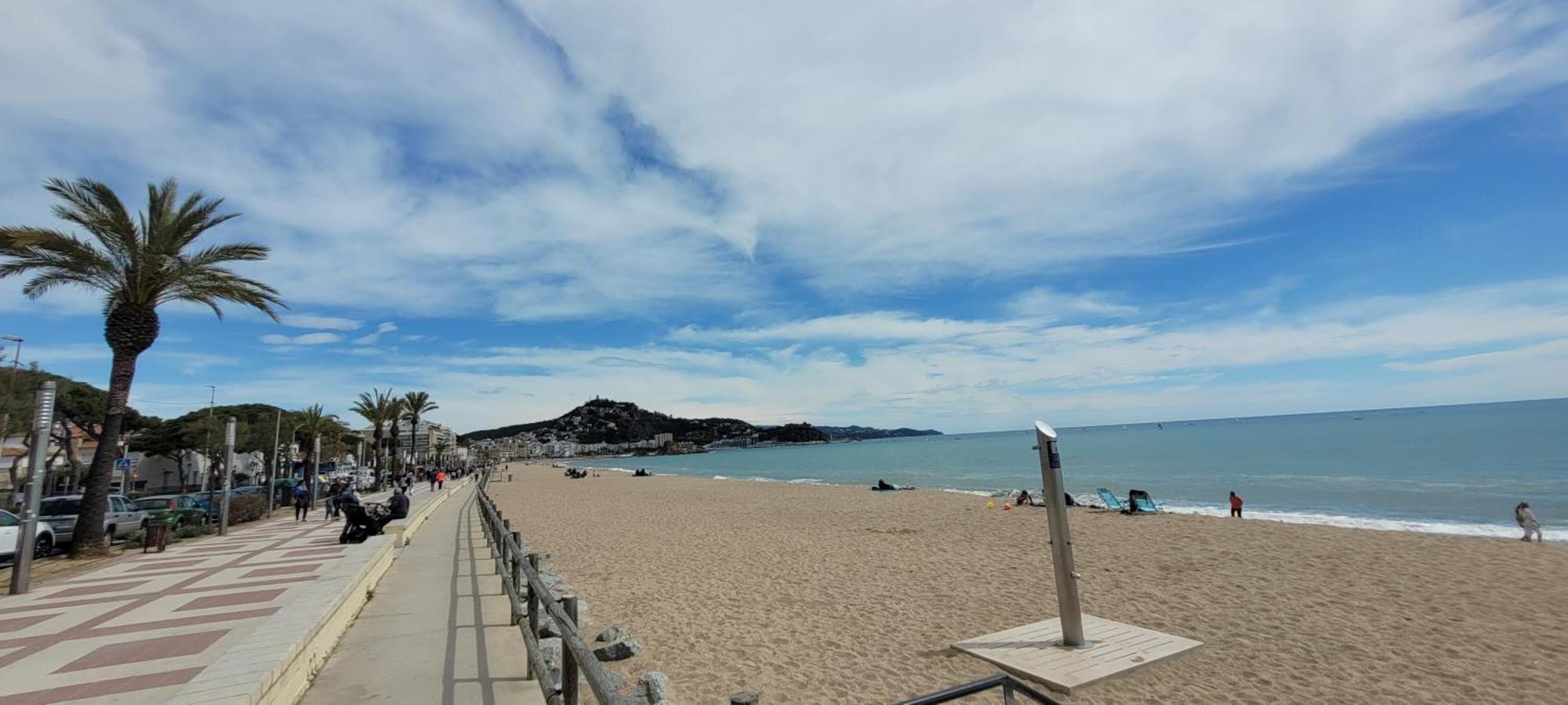 Vistes Al Mar Ideal Per Parelles I Teletreball Blanes Bagian luar foto